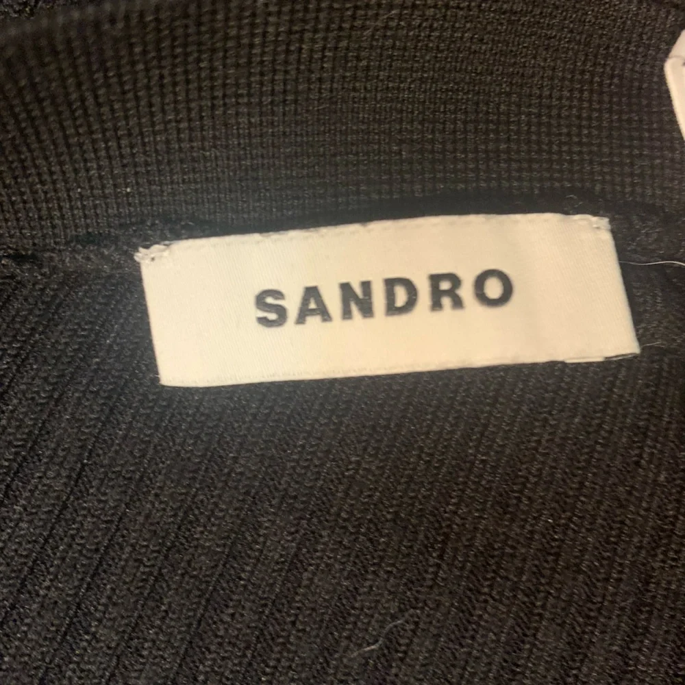 Black square neck sweater - Picture 4 of 4